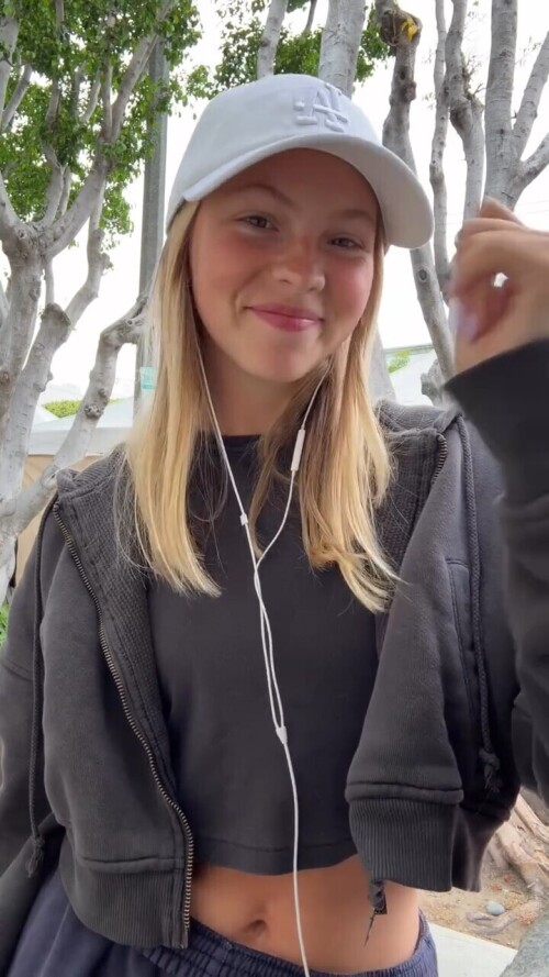 1000006315f7079c8bc9acf26e