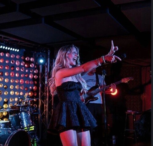 100000632626dee9030a308393