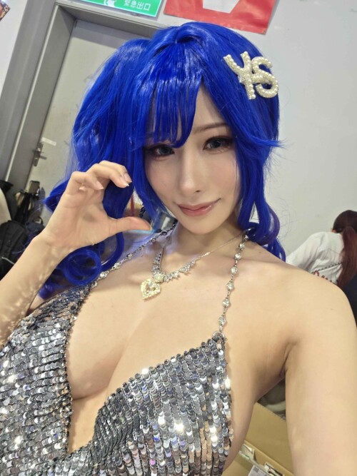 10000064185880cb5195b76bc3