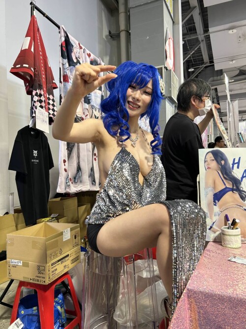 1000006447b2d05d1fb601c90d