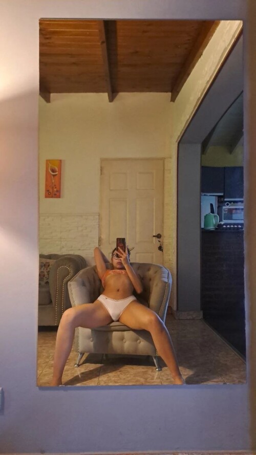 1000006618e7e7df4d5851ddfa