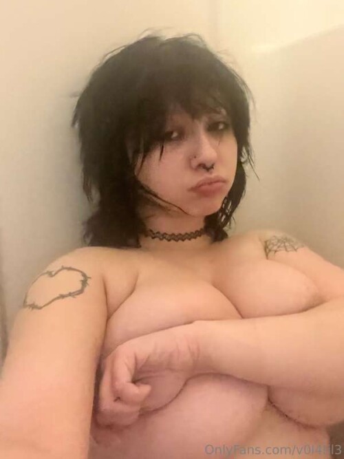 1000006848b530cde82a558d19