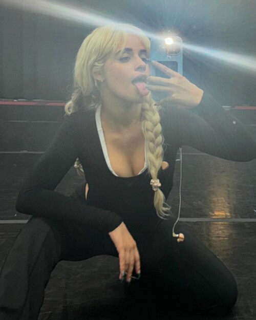 1000006874dbe4bea53cb3b6f9