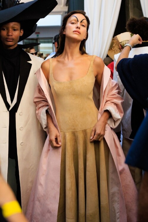 100000697355147131d174afce