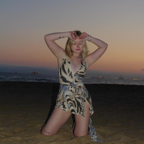 10000071050f5425d242e62084