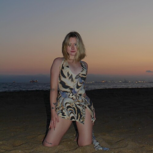 1000007106a32737f9bbde28fa