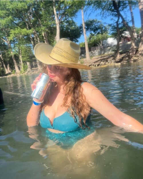 1000007237cfa433545f1fb22a