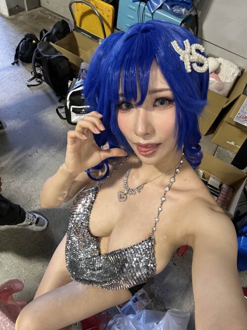 10000072595ec945ad0f36f591