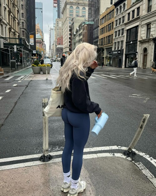 10000073582e50b418aa2b8f69