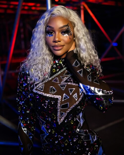 100000737987f1c669c11e4ad4