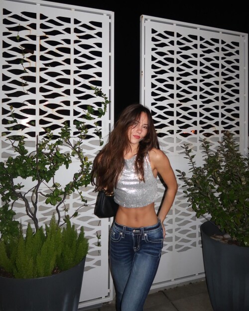 100000740627e7ecaf3c672ec1