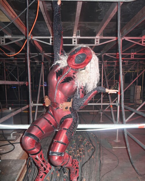 10000074363389e206be989504