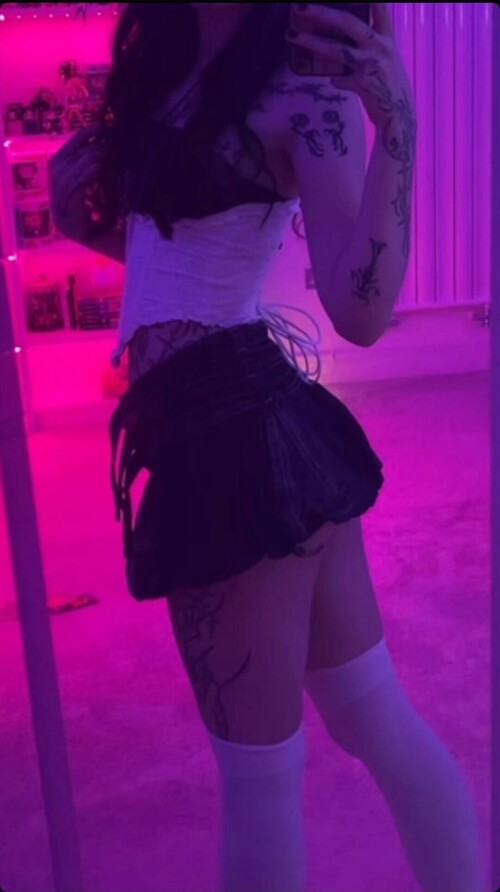 1000007498769832d1f6e03f94