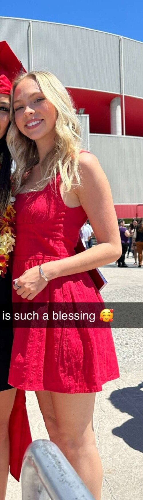 1000007499c03d4a6868d8a458