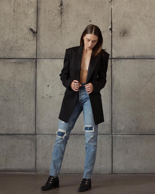 100000755141049f8fd45858bc