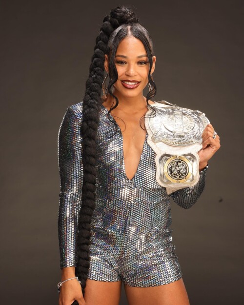 100000762553ae367fd3dab8d6