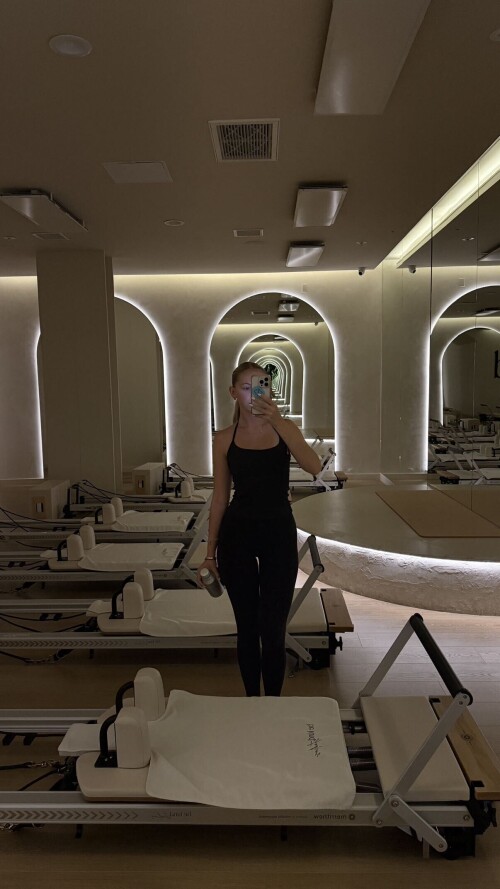 1000007658876c462b07b0a715