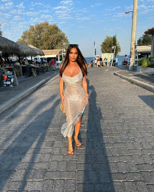 1000007889a8d75f3680baf457