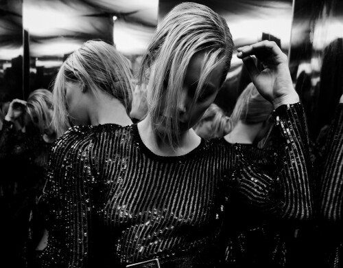 1000007947bec9ed5307f64726