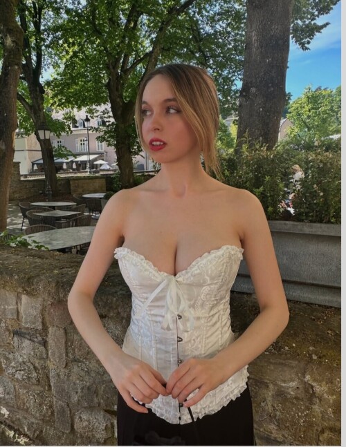 100000798840ec600908ecbc26