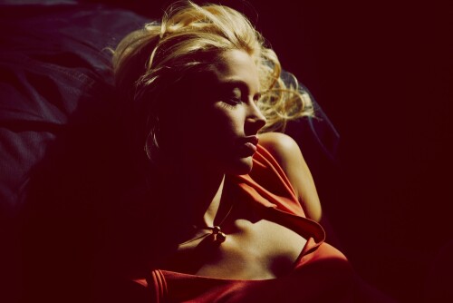 1000007995f7c2b137535b979f