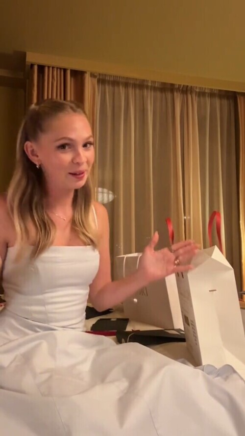 1000008101cb82ab7e62651ef8