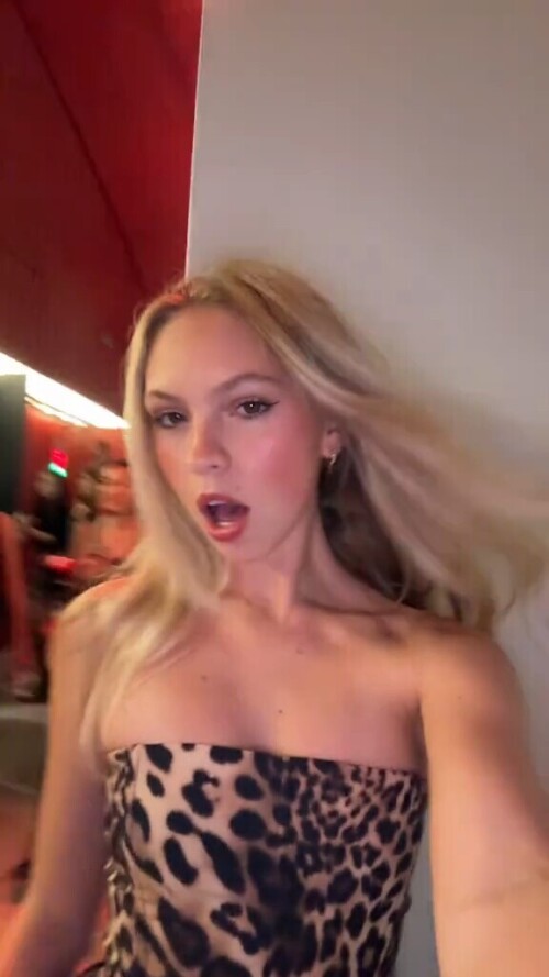 100000820866ba2a2d7f07aec5