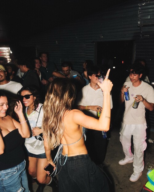 100000834998f7fda868ed7e61