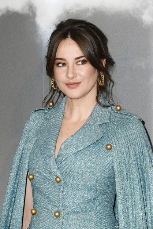 100000839315a24e6235040a76