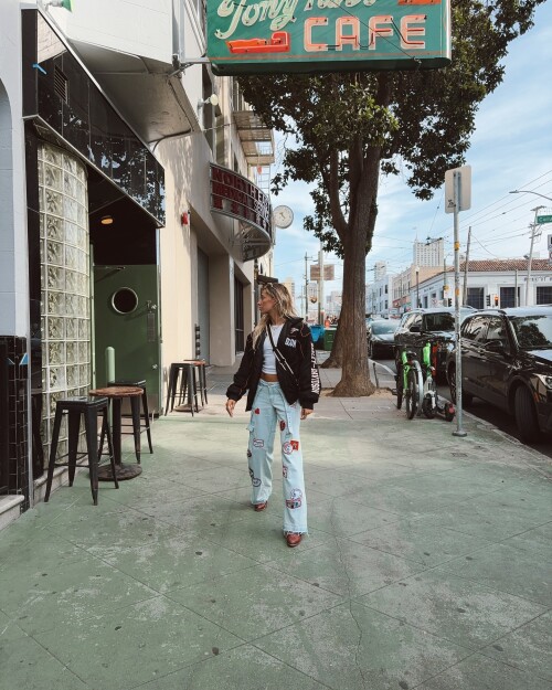 100000843824d774a37a2c99f8