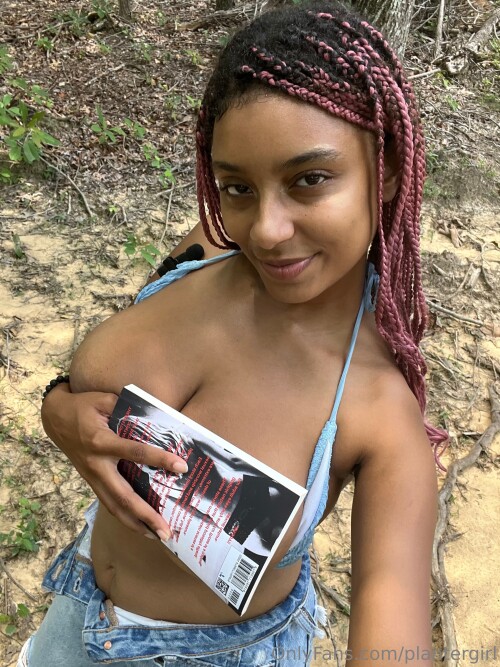 1000008443589052940c7e5152