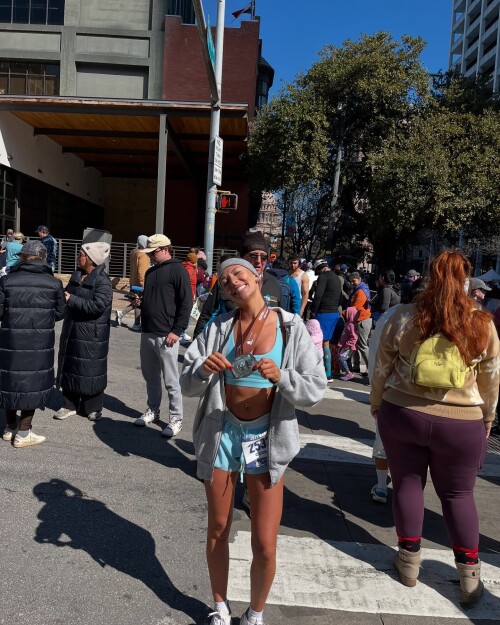 100000850830f57aac9dbc6cab