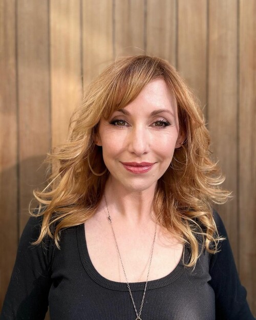 1000008563e57b936f1a95b94c