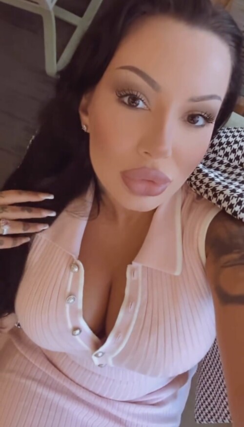 1000008590cff3f6521784cdc6