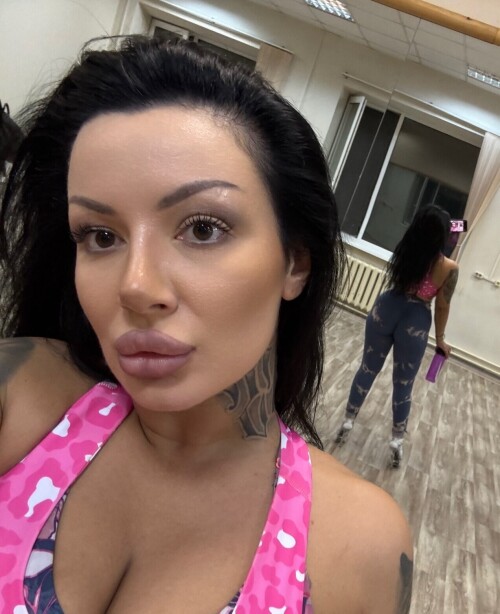 10000085989360d42d10d37694