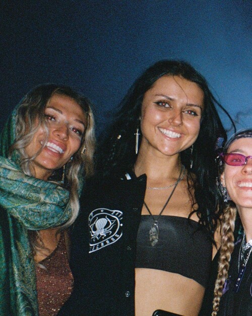 1000008659e3aec30d4ebf1d56