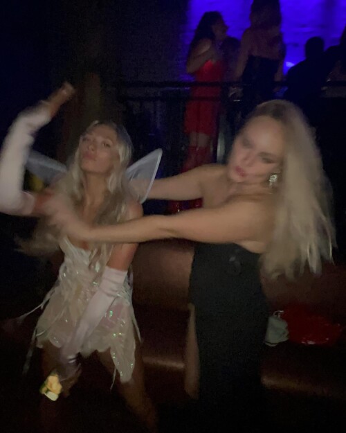 10000087051178199450b281a7