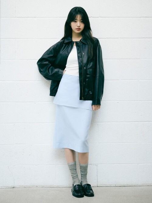 10000088772e596a83bd9e1128