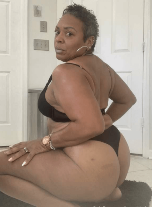 1000008964810902a606bd3c16