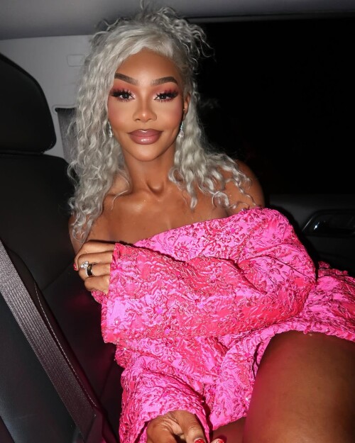 1000009139963c4622cdd7e48e