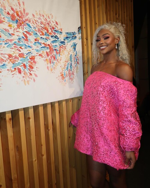 1000009144cf9f9e9568d3862a