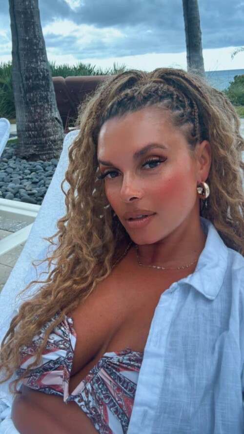 100000928623a261a6ab1c9d9b