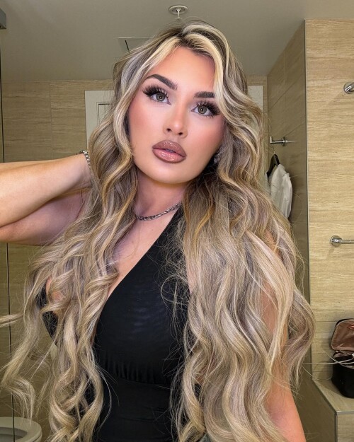 10000095163f0bb30d04f65ca9