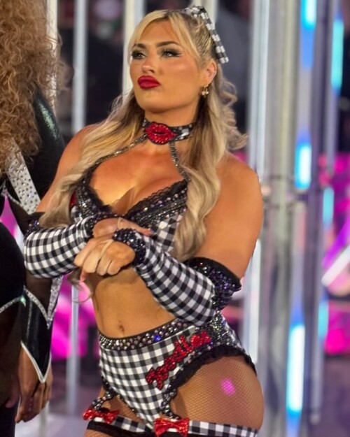 10000095541826a9c533b70775