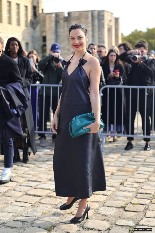 100000977045c2fadb2ae2ccd2