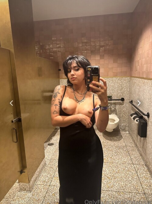 1000009889bc2d85cfdaf380b1