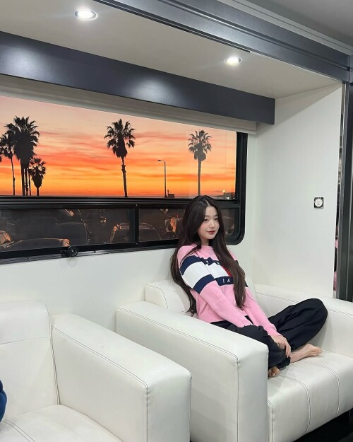 10000099445a6aed88a0051360