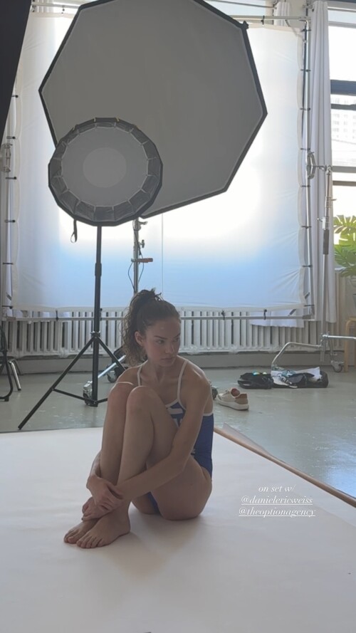 10000101067178e75ed5e33b77