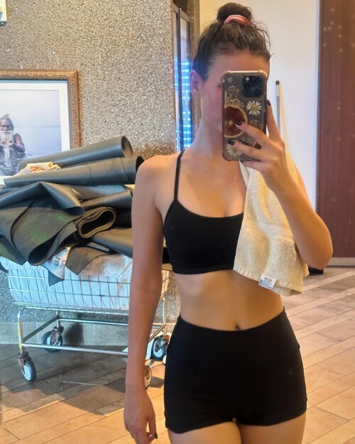 100001025542481d445a13bdb2