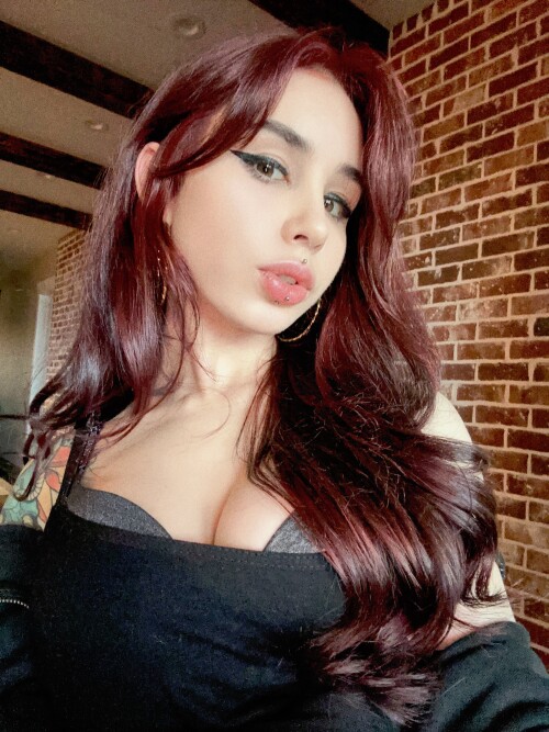 100001027670f872a1983152a8